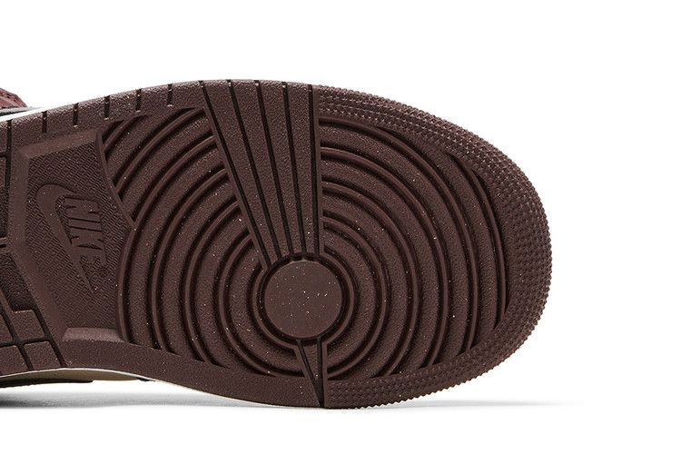 Кроссовки Air Jordan 1 Mid SE 'Paris YMCA'