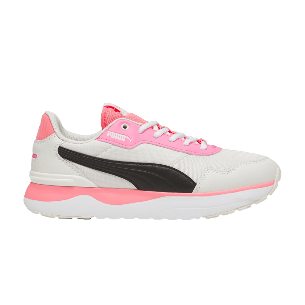 wmns-r78-voyage-vapor-grey-fast-pink-380729-31