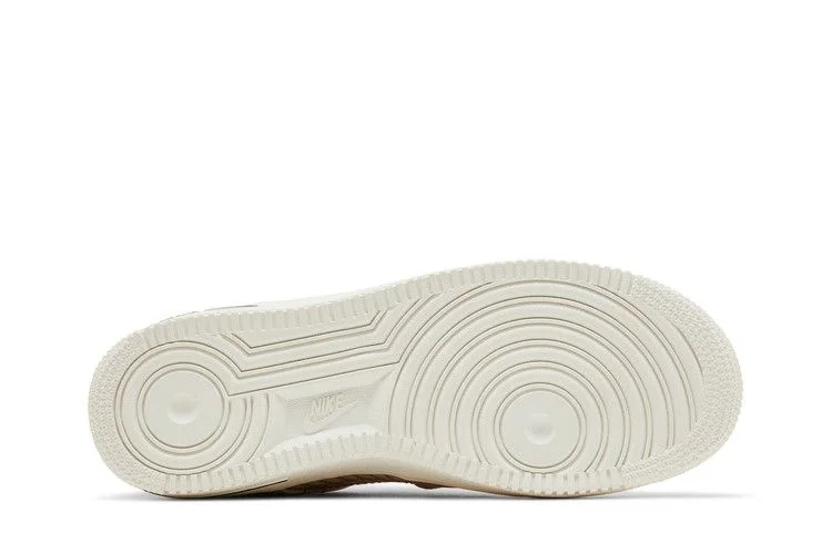 Krossovki-Nike-Air-Force-1-LV8-3-GS-Sanddrift-Citron-Pulse-3