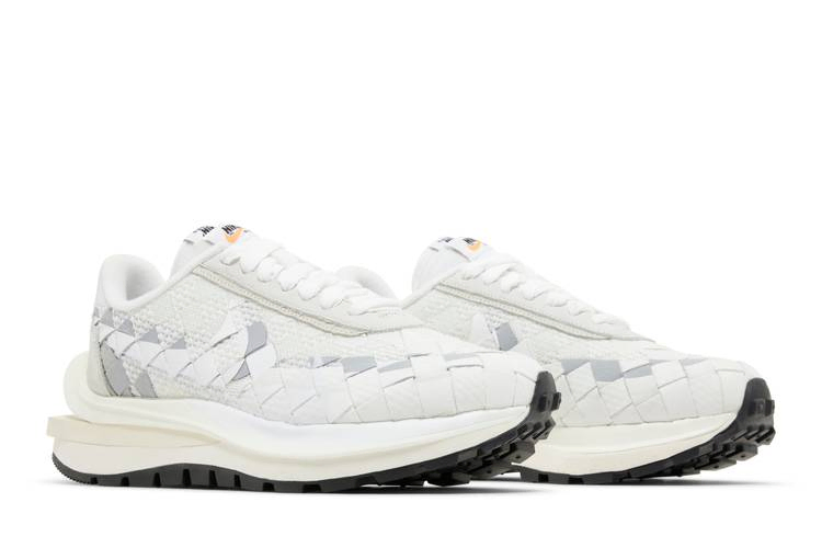 jean-paul-gaultier-x-sacai-x-vaporwaffle-woven-white-dr5209-100_07