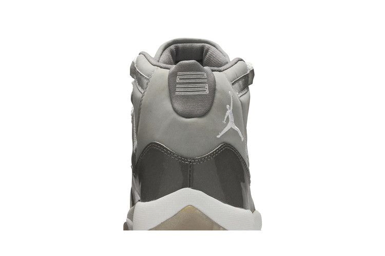 air-jordan-11-retro-cool-grey-2001-136046-011_06