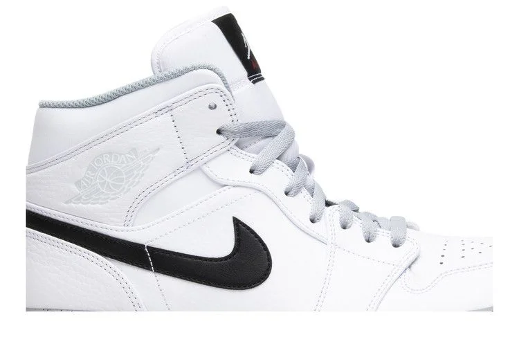 Krossovki-Air-Jordan-1-Mid-White-Cement-1
