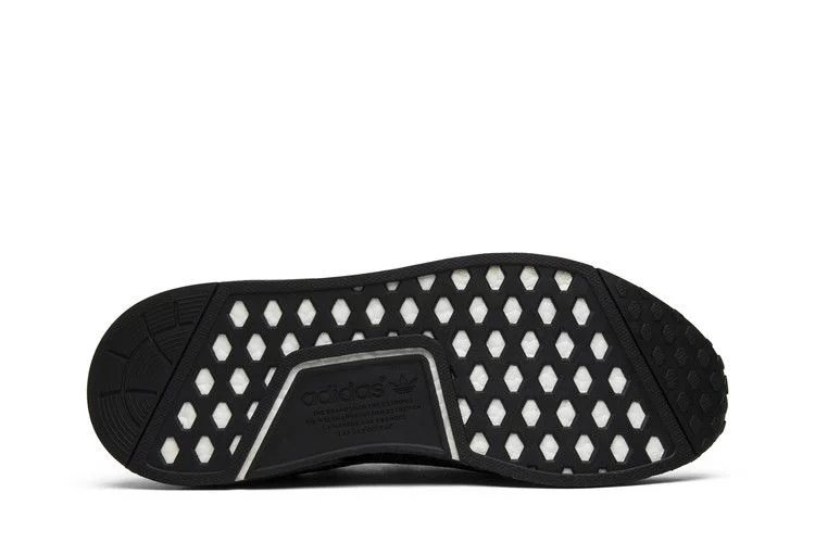 Кроссовки adidas NMD_R1 'Pitch Black'