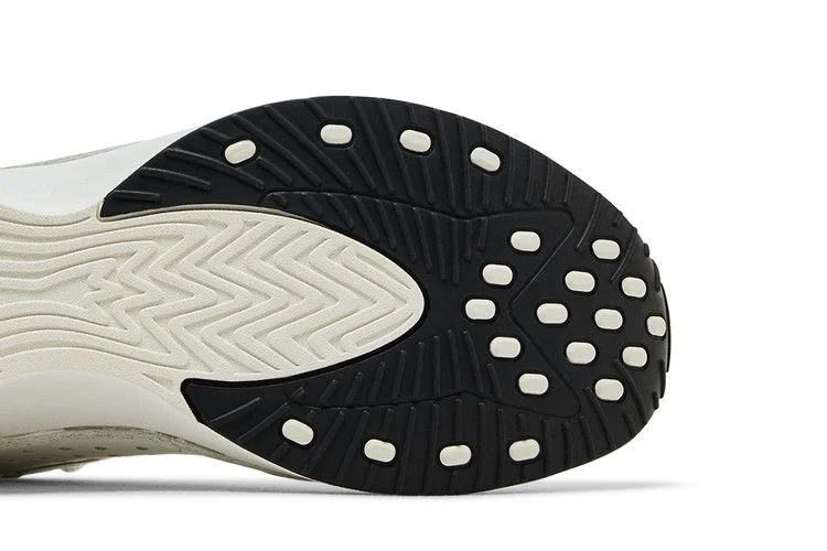 Krossovki-Nike-Wmns-Air-Superfly-Summit-White-Metallic-Silver-4