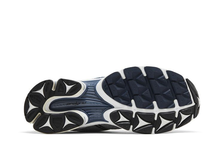 Кроссовки Saucony Progrid Triumph 4 'Fabricated Future Pack - Dusk Silver'