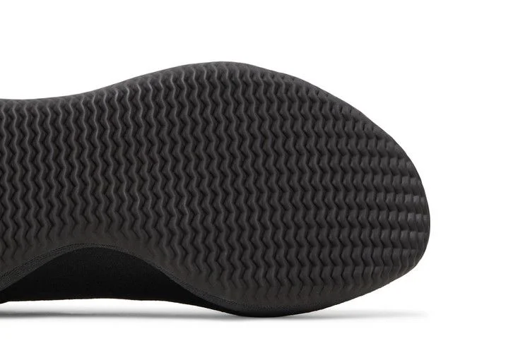 Кроссовки adidas Men's Yeezy Knit Runner 'Fade Onyx'