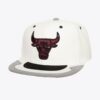 Mitchell-Ness-White-Gray-Chicago-Bulls-Day-4-Snapback-Hat-100x100
