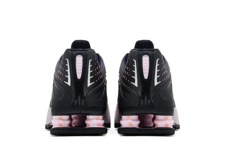 Кроссовки Nike Wmns Shox R4 'Sakura'