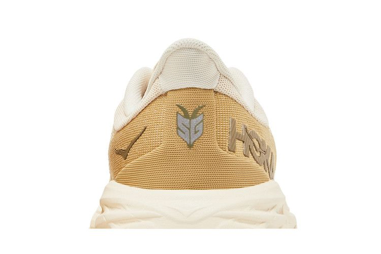 Кроссовки HOKA Speedgoat 5 'Vanilla Wheat'