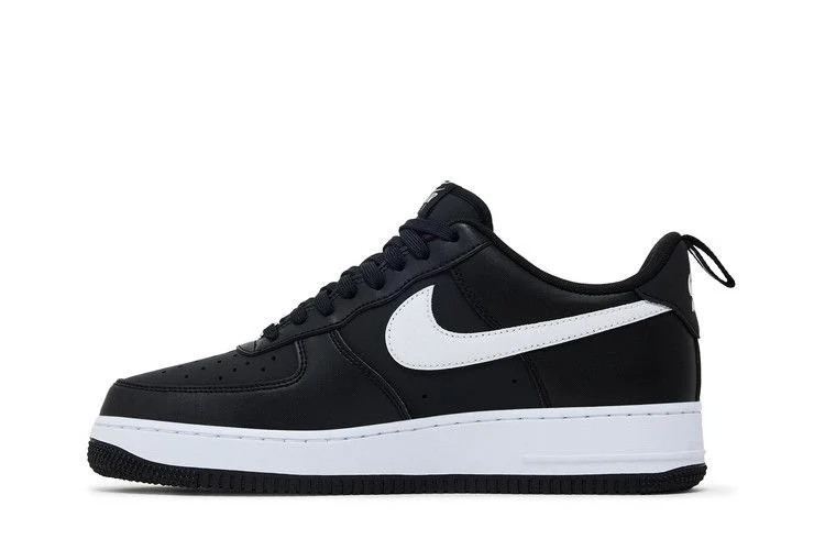 Кроссовки Nike Air Force 1 '07 Lv8 'Carbon Fiber Swoosh Black White'