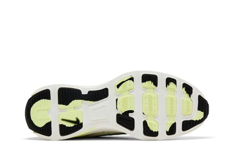 Krossovki-Nike-Lunar-Roam-White-Barely-Volt-3