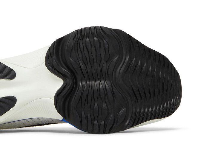 Кроссовки Nike Air Zoom Tempo Next% Flyknit 'White Hyper Violet'