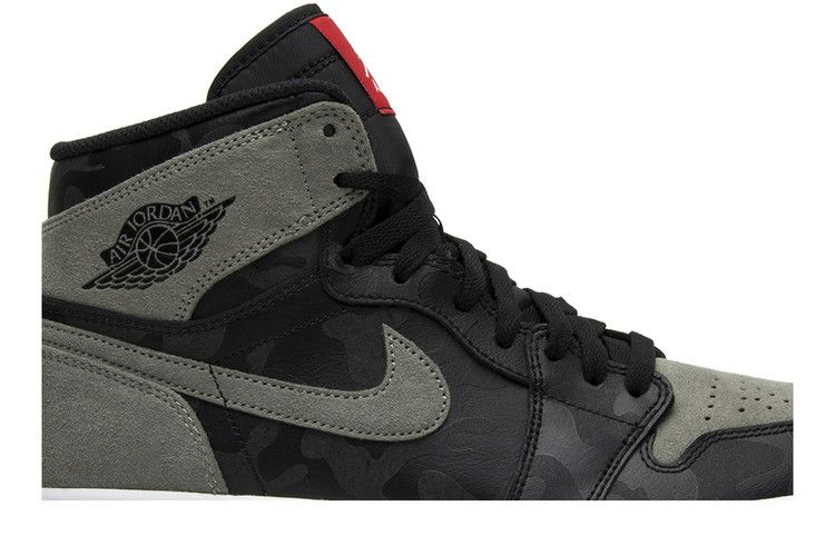 air-jordan-1-retro-high-p51-camo-332550-034_01