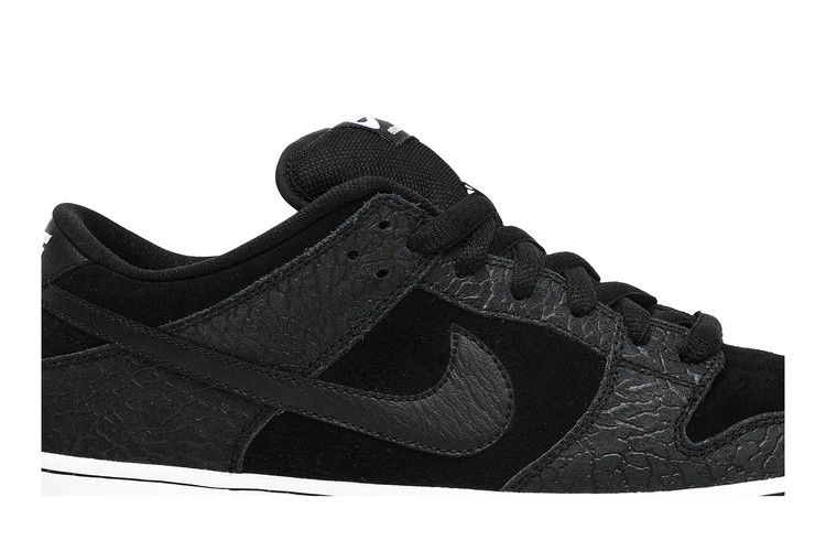 dunk-low-premium-sb-entourage-lights-outs-313170-013_01
