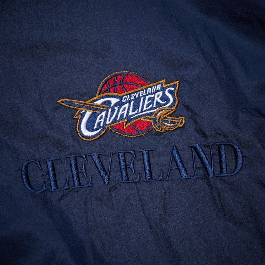 Анорак Mitchell & Ness Navy Cleveland Cavaliers Team OG 3.0 Anorak Quarter-Zip Jacket