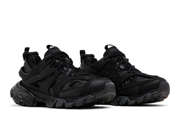 balenciaga-wmns-track-sneaker-clear-sole-black-647741-w3bm1-1000_07
