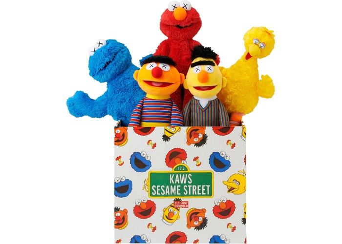 Kaws-Sesame-Street-Uniqlo-Plush-Toy-Complete-Box-Set-Multi