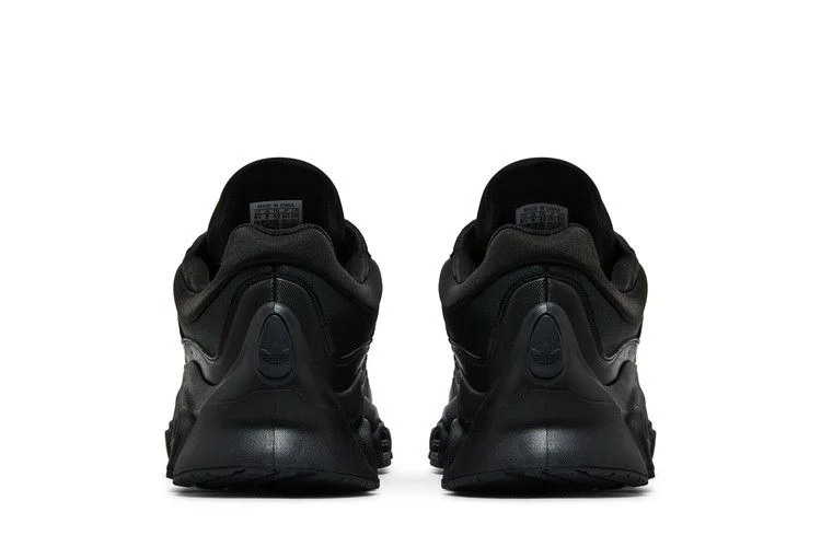 Krossovki-adidas-adiFOM-Megaride-Core-Black-5