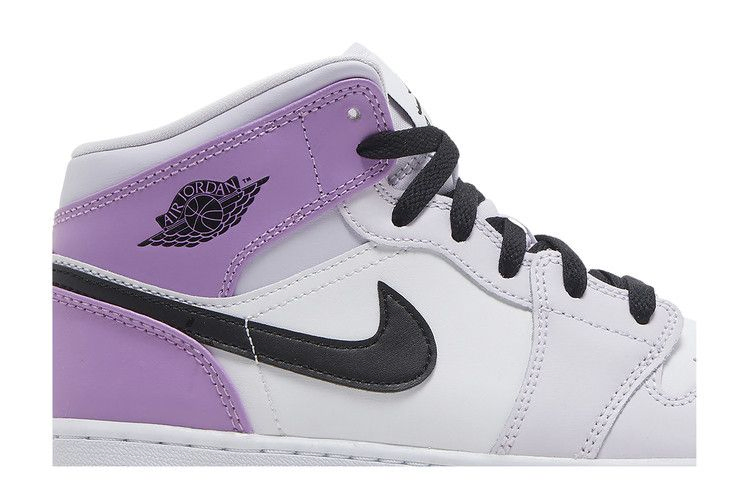 air-jordan-1-mid-gs-barely-grape-dq8423-501_01