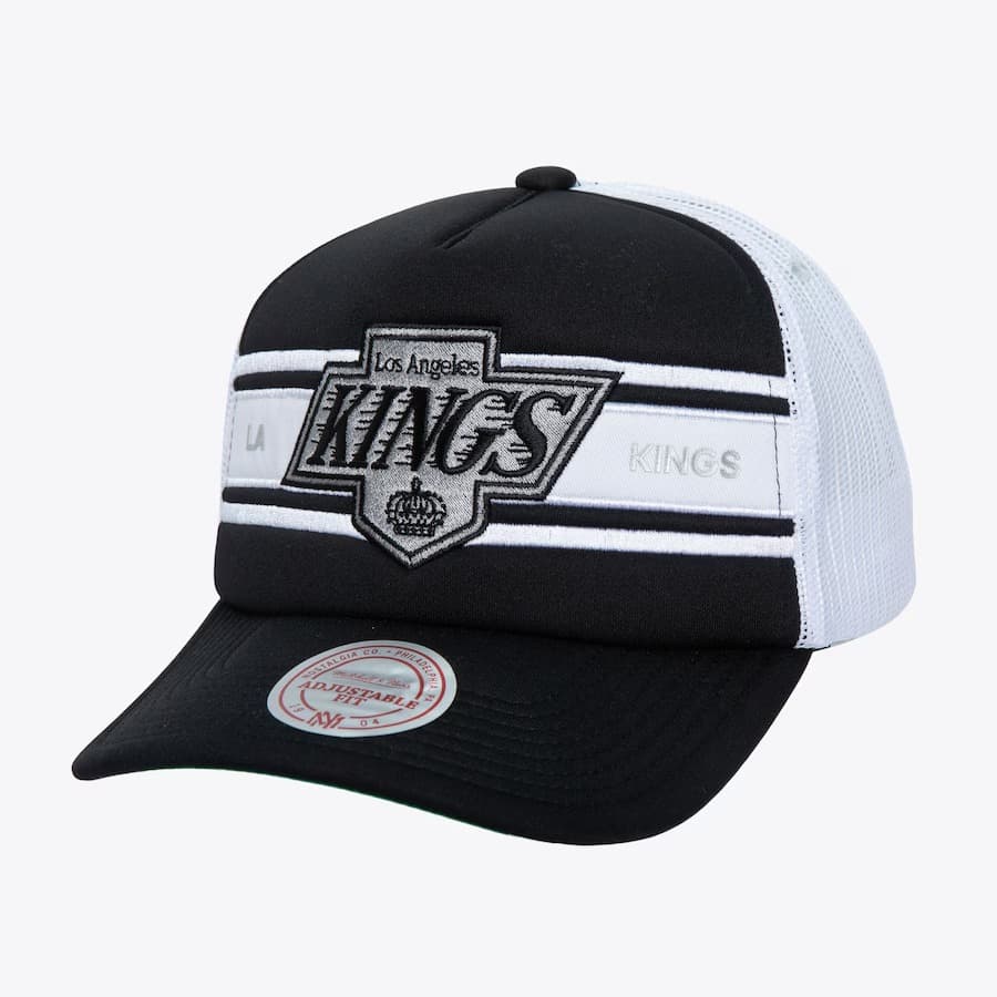 Бейсболка Mitchell & Ness Black Los Angeles Kings Sideline Trucker Snapback Hat