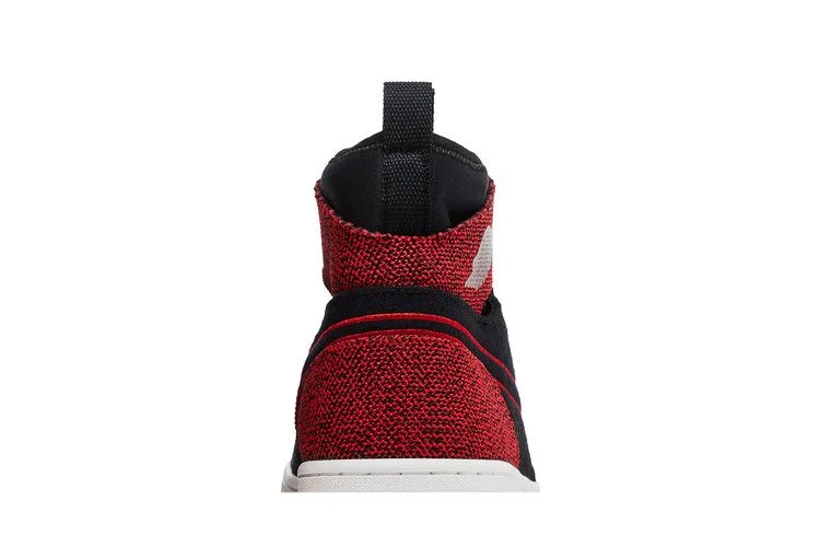 Кроссовки Air Jordan 1 Ultra High 'Banned'
