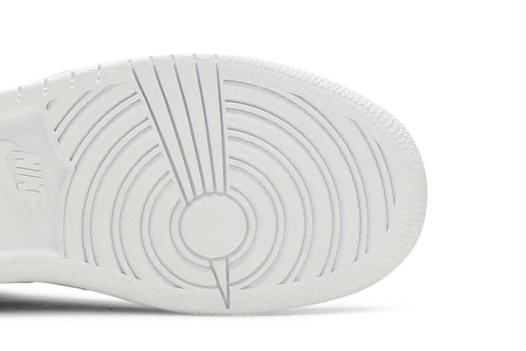 Krossovki-Air-Jordan-1-Mid-GS-White-Pure-Platinum-4