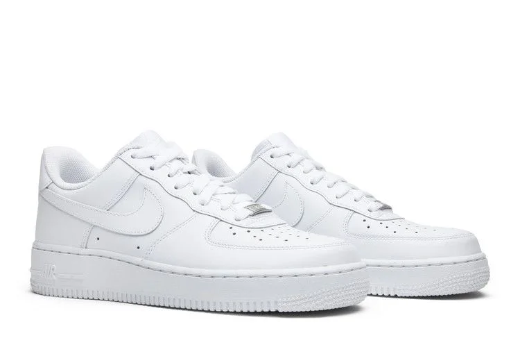 Krossovki-Nike-Air-Force-1-07-White-7