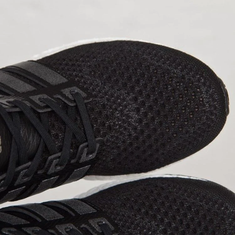 Krossovki-JD-Collective-x-adidas-UltraBoost-1.0-Core-Black-8