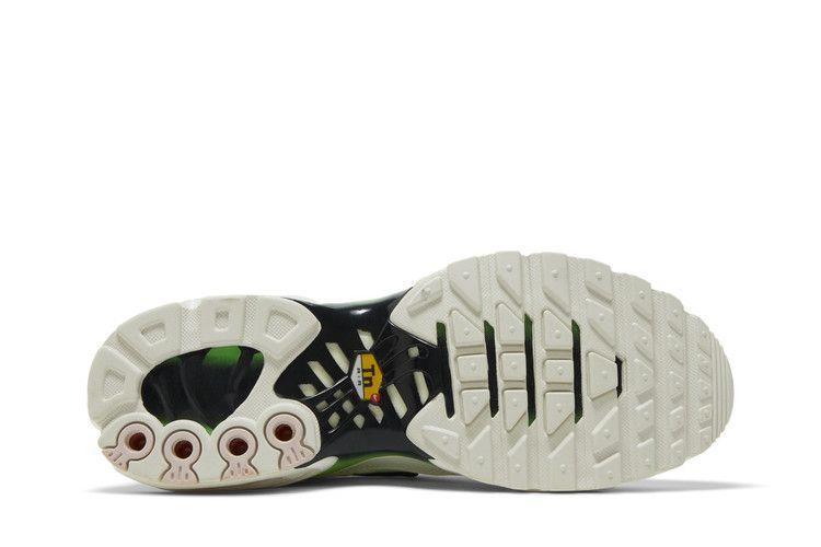 Кроссовки Nike Wmns Air Max Plus 'White Green Strike'