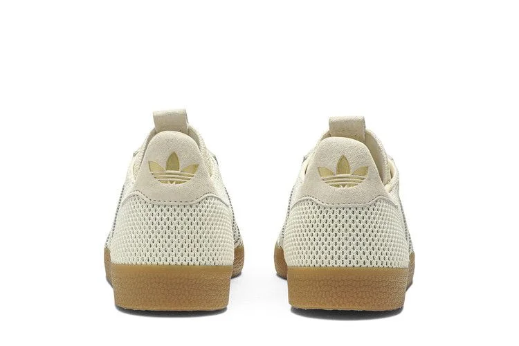 Krossovki-Sneaker-Politics-x-adidas-Gazelle-PK-Mardi-Gras-5