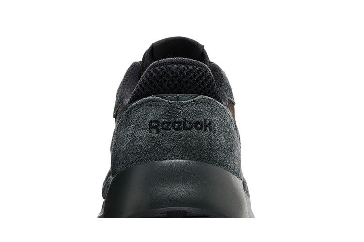 Кроссовки Reebok Classic Leather 2400 'Dark Matter Grey'