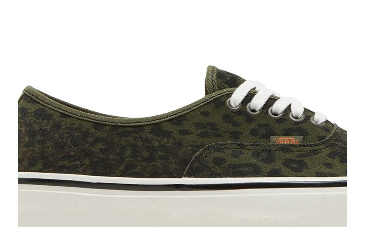 authentic-44-dx-anaheim-factory-leopard-camo-vn0a5kx4awa_01