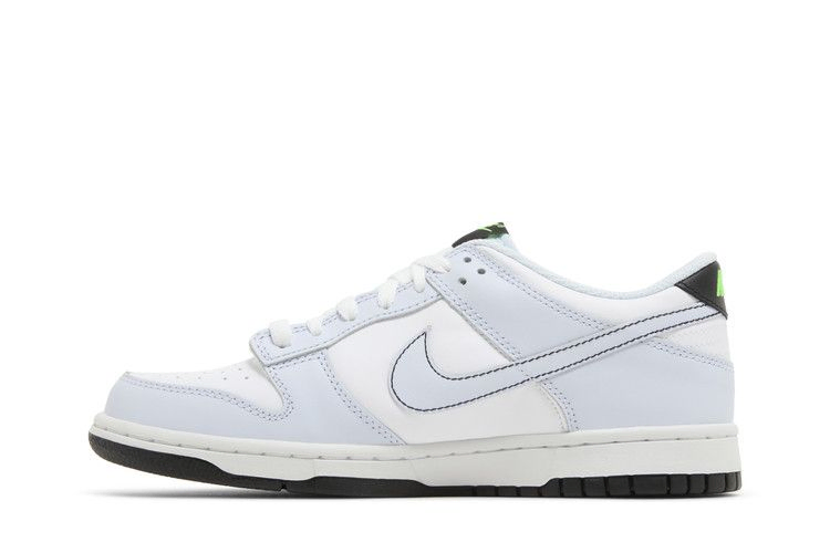 dunk-low-gs-grey-green-strike-fb9109-107_02