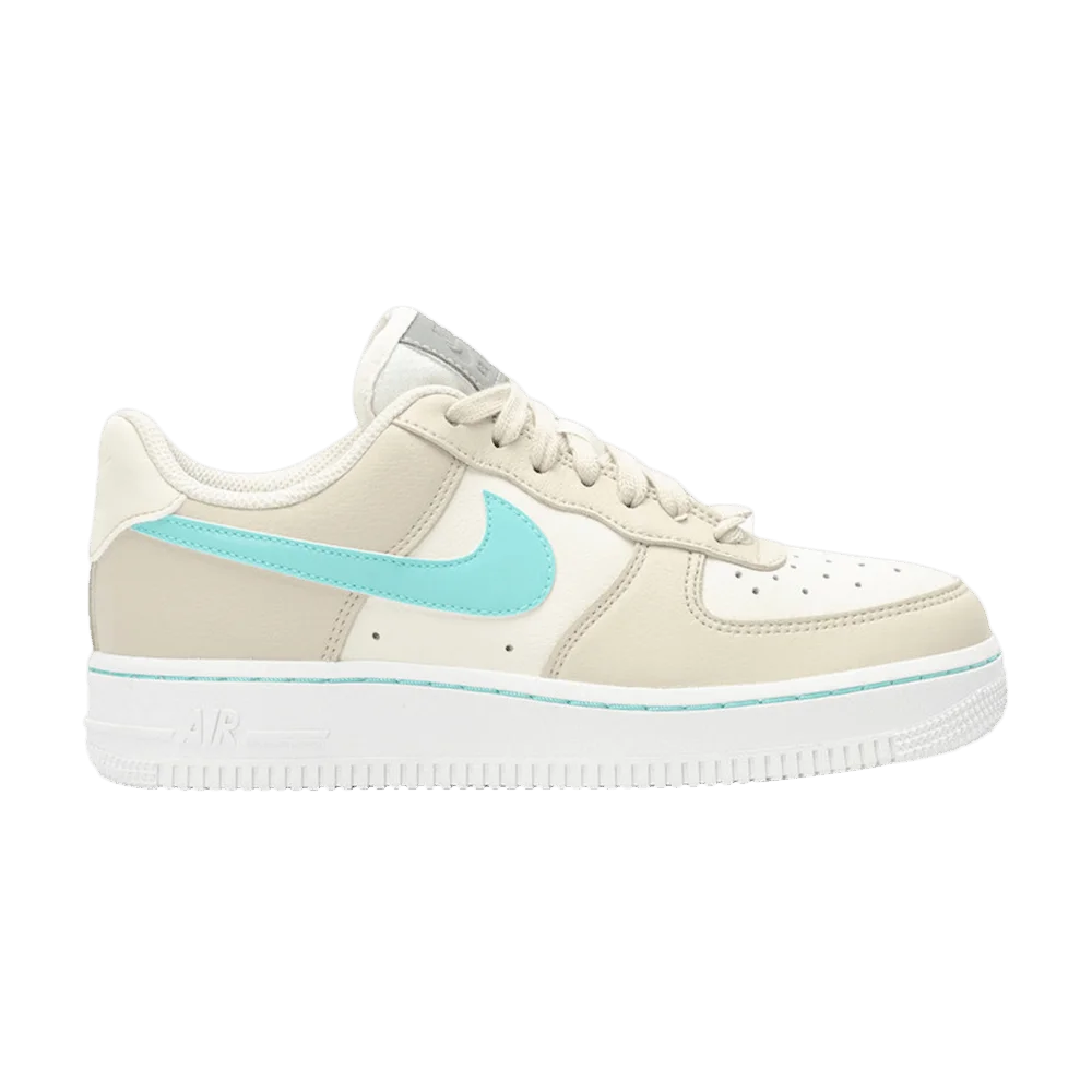 Krossovki-Nike-Wmns-Air-Force-1-Low-Aurora-Green
