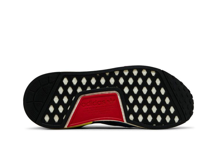 villa-x-nmd_r1-ba9746_03