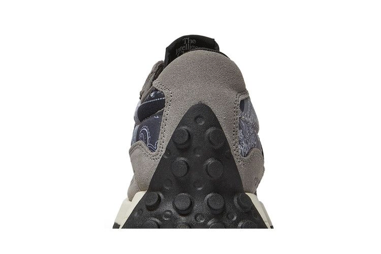 Кроссовки Shoe Palace x New Balance 327 'Unity Pack - Heritage Grey'