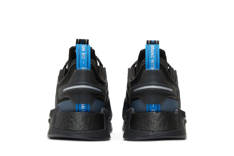 nmd_v3-black-blue-metallic-hq4447_05