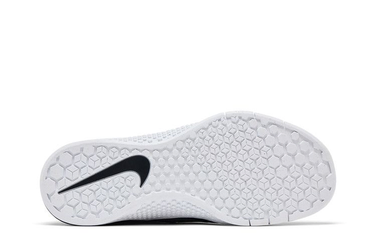 metcon-1-og-black-white-volt-fq1854-002_03