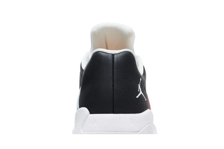 Krossovki-Air-Jordan-11-CMFT-Low-Barely-Green-6