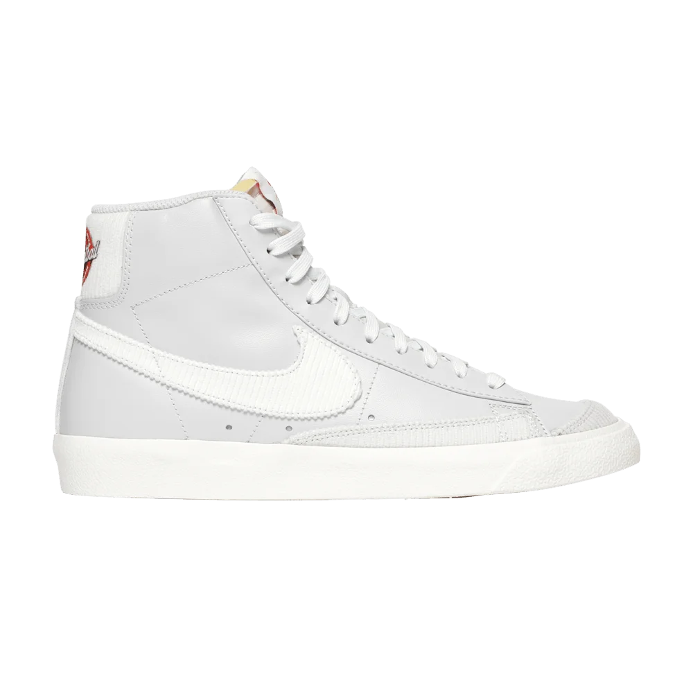 Krossovki-Nike-Blazer-Mid-77-EMB-Vast-Grey