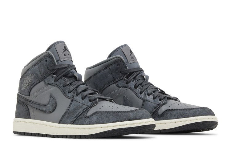 wmns-air-jordan-1-mid-distressed-smoke-grey-fj3448-001_07