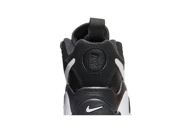 Krossovki-Nike-Air-Barrage-Low-GS-Black-White-6