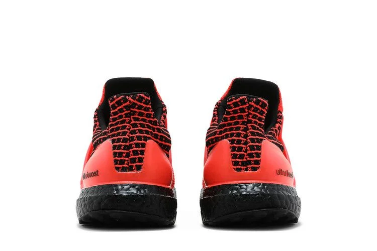 Кроссовки adidas UltraBoost 5.0 DNA 'Solar Red'