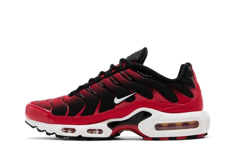 Krossovki-Nike-Wmns-Air-Max-Plus-University-Red-Black-2
