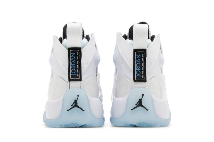 jumpman-two-trey-gs-legend-blue-dq8431-104_05