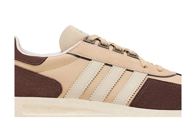 Krossovki-adidas-Retropy-E5-Magic-Beige-1