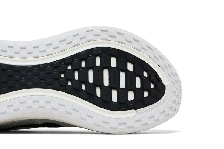 Кроссовки Nike Vomero Plus 'Run Pack'