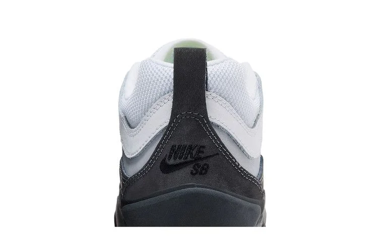 Кроссовки Nike Air Max Ishod Wair SB 'Black Neon Yellow Anthracite'