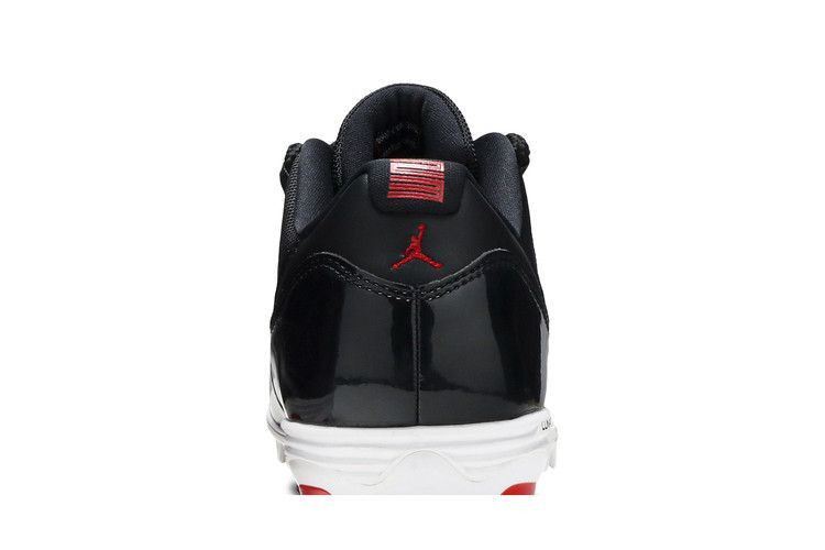 jordan-retro-11-low-bred-ao1560-010_06