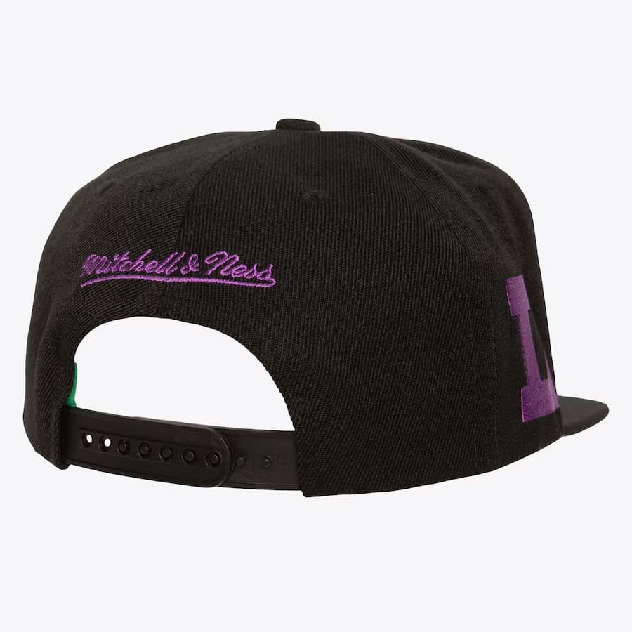 Бейсболка Mitchell & Ness Black LSU Tigers Vault Collection Triple Play Snapback Hat